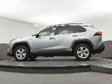 2021 Toyota RAV4 XLE AWD | PROXIMITY KEY | AWD | BLUETOOTH | Cal - Photo 39
