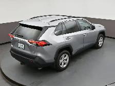 2021 Toyota RAV4 XLE AWD | PROXIMITY KEY | AWD | BLUETOOTH | Cal - Photo 48