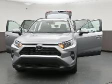 2021 Toyota RAV4 XLE AWD | PROXIMITY KEY | AWD | BLUETOOTH | Cal - Photo 52