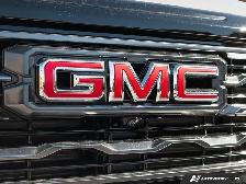 2027 GMC Acadia AT4 AWD AT4 - Photo 9
