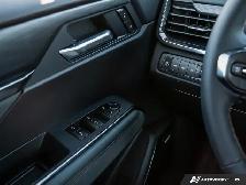 2027 GMC Acadia AT4 AWD AT4 - Photo 17