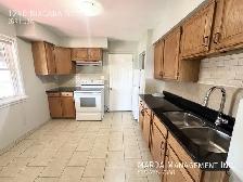 COZY 2 BED/1 BATH UPPER UNIT PLUS HYDRO & FREE INTERNET! - Photo 6