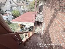 COZY 2 BED/1 BATH UPPER UNIT PLUS HYDRO & FREE INTERNET! - Photo 20