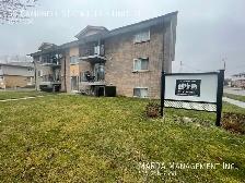 SPACIOUS 2BEDROOM/1BATH SUITE LOCATED CHATHAM -ALL INCLUSIVE - Photo 2
