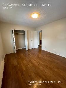 SPACIOUS 2BEDROOM/1BATH SUITE LOCATED CHATHAM -ALL INCLUSIVE - Photo 9