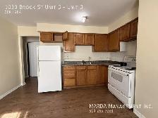 3 BDRM 1.5 BATH TOWNHOUSE FOR RENT $900 HYDRO - Photo 3