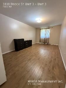 3 BDRM 1.5 BATH TOWNHOUSE FOR RENT $900 HYDRO - Photo 11