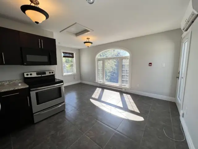 FALL RIVER - 2 UNITS AVAILABLE NOW! SUNNY STUDIO AND 1 BEDROOM
