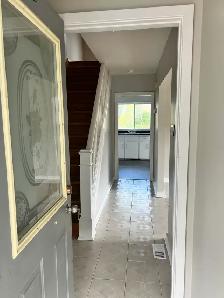 2 UNITS AVAILABLE - 3 BR 1.5 BATHROOM DUPLEX CLOSE TO AMENITIES - Photo 2