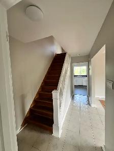2 UNITS AVAILABLE - 3 BR 1.5 BATHROOM DUPLEX CLOSE TO AMENITIES - Photo 3