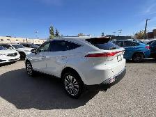 2022 Toyota Venza XLE HYBRID AWD/NAVIGATION/BACK UPCAM/FINANCING - Photo 16