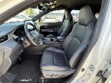 2022 Toyota Venza XLE HYBRID AWD/NAVIGATION/BACK UPCAM/FINANCING - Photo 38
