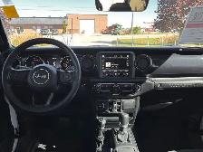 2023 Jeep Wrangler Sport Altitude | One Owner | Low KMS | Clean - Photo 11