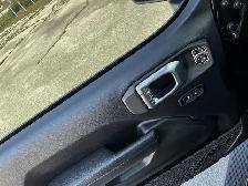 2023 Jeep Wrangler Sport S | One Owner | Clean CarFax Report - Photo 23