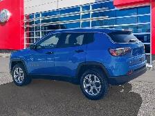 2025 Jeep Compass Sport | Laser Blue Pearl | One Owner | Clean - Photo 4