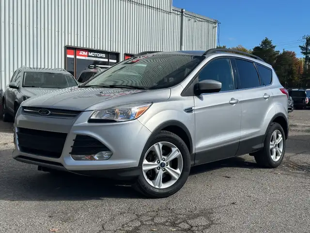 2015 Ford Escape SE | HEATED SEATS | BACK-UP CAM | BLUETOOTH