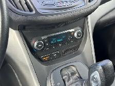 2015 Ford Escape SE | HEATED SEATS | BACK-UP CAM | BLUETOOTH - Photo 24