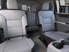 2027 GMC Acadia Denali - Photo 19