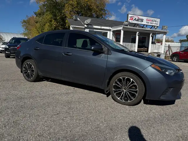 2015 Toyota Corolla LE