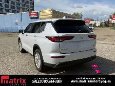 2022 Mitsubishi Outlander ES - Photo 7