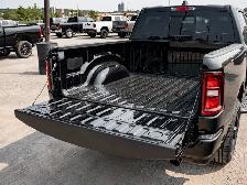 2026 Ram 1500 Express - Photo 8