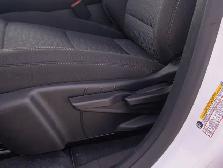 2027 Chevrolet Equinox AWD LT - Photo 18