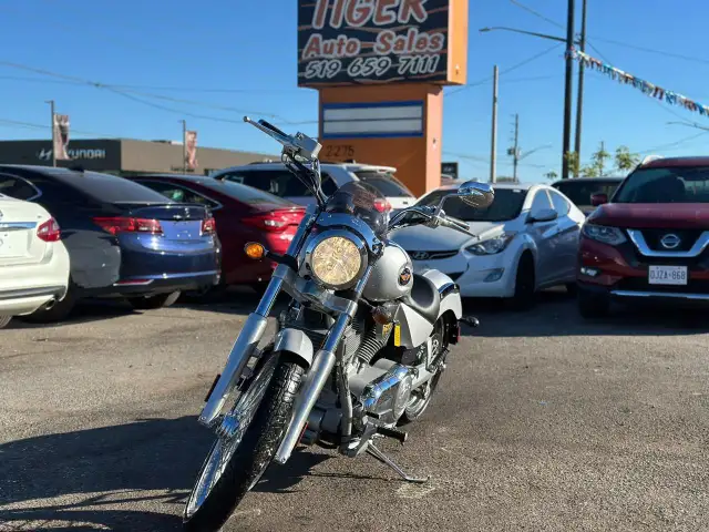 2003 Victory Magnum