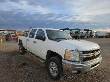 2014 Chevrolet Silverado 2500HD - Photo 2