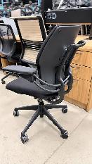 Humanscale Freedom Task Chair! - Photo 2