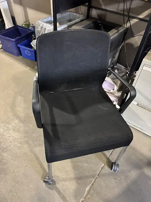 Global Mesh Office Chair!