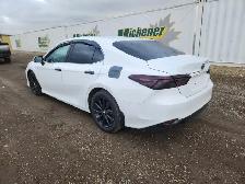2019 Toyota Camry Hybrid - Photo 3
