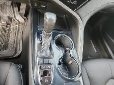 2019 Toyota Camry Hybrid - Photo 8