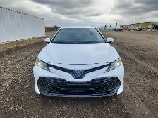 2019 Toyota Camry Hybrid - Photo 24