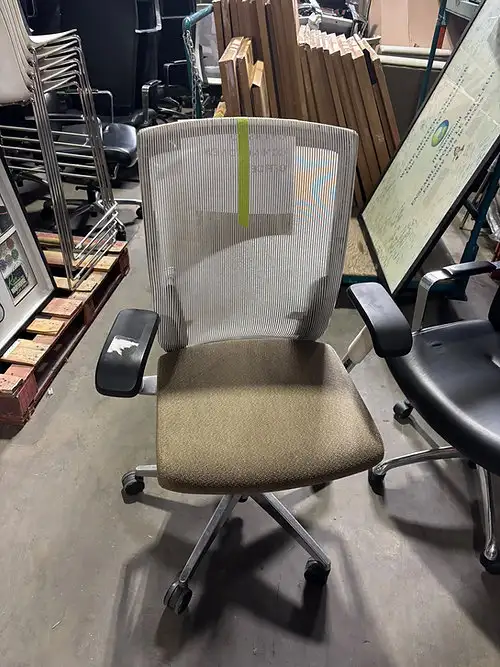 Global G20 Ergonomic Office Chair with Mesh!