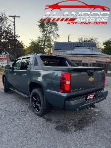 2010 Chevrolet Avalanche 4WD Crew Cab LT w/1SB (CERTIFIED) - Photo 7