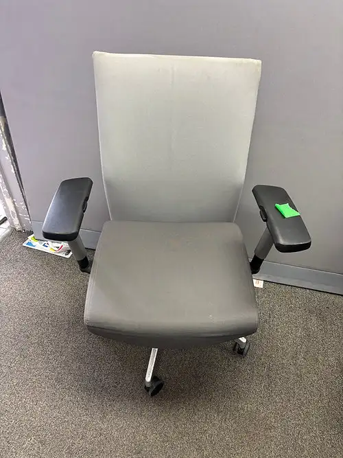 SitOnIt Sona Executive Seating Chair!