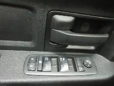 RAM 1500 CLASSIC 2021 EXPRESS NIGHT EDITION V-8 5.7 HEMI 4X4 JAM - Photo 11