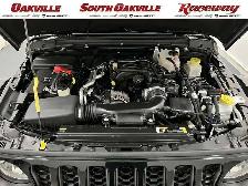 2022 Jeep Gladiator RUBICON | CLEAN CARFAX | NO ACCIDENTS | 1 OW - Photo 7