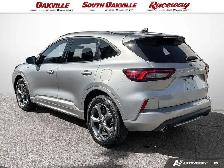 2023 Ford Escape ST LINE | AWD | CLEAN CARFAX | NO ACCIDENTS | - Photo 4