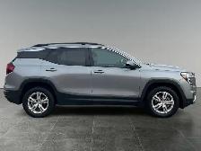 2024 GMC Terrain SLE - Photo 8