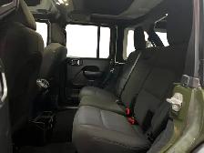 2022 Jeep Wrangler Unlimited Sport Altitude - Photo 14