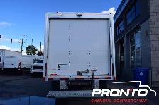 2025 Chevrolet Express 3500 V8  Cube 14 pieds  Roue Simple  G - Photo 18