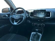 2026 Hyundai Venue Preferred - Photo 15