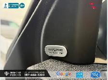 2022 Chrysler 300 Touring L AWD - Mint Condition - Fully Loaded - Photo 25
