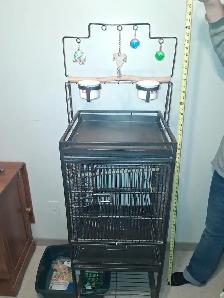 Free Standing Bird Cage with Wheels and Shelf