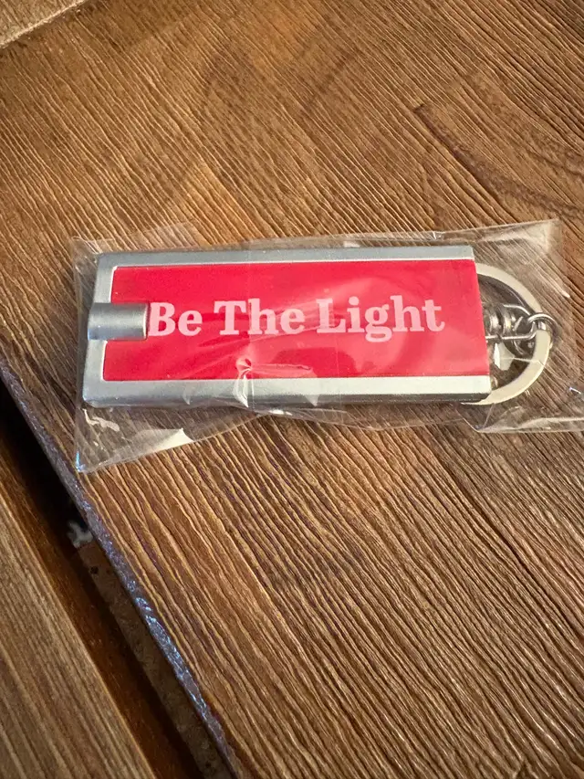 Multi tool & Keychain Light