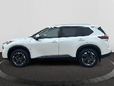 2026 Nissan Rogue SV Moonroof AWD - Photo 2