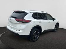 2026 Nissan Rogue SV Moonroof AWD - Photo 5