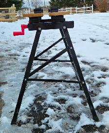 Portable Workbench - Photo 3