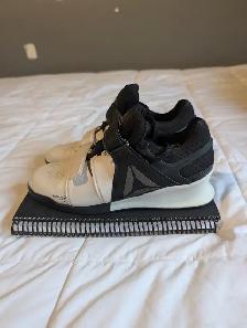 Reebok Legacy Lifter - 1st Gen Weightlifting Shoes - Photo 3